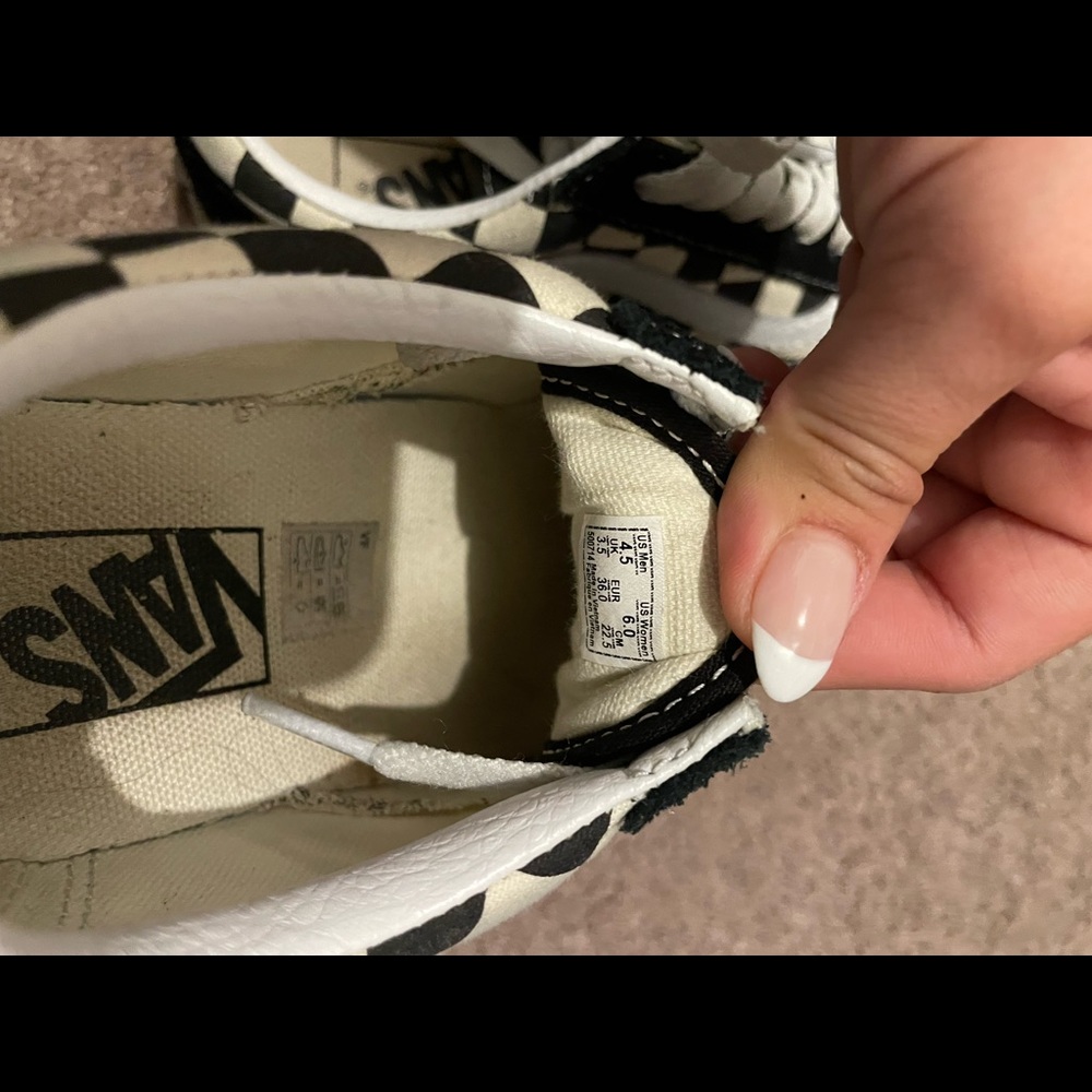 Checkered Vans - Picture 2 of 4
